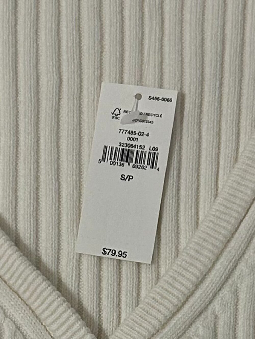 NWT GAP Cropped Rib Cardigan (white) - Picture 3 of 3
